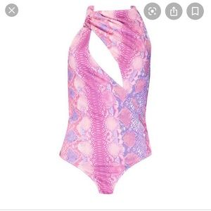 Boohoo Plus size snake print bodysuit NWT